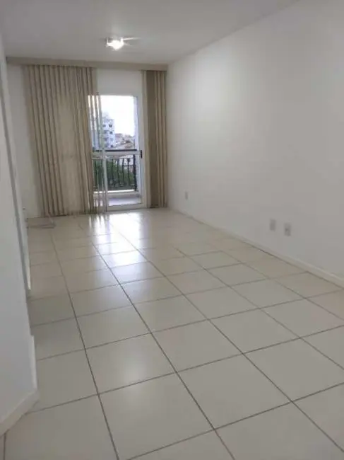 Foto 7 de Apartamento com 3 quartos para alugar, 85m2 em Campos Dos Goytacazes - RJ