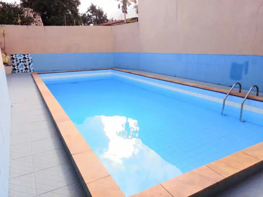 Casa com 5 quartos à venda, 223m2 em Campos Dos Goytacazes - RJ - imagem 6 Foto 6 de Casa com 5 quartos à venda, 223m2 em Campos Dos Goytacazes - RJ