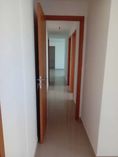 Apartamento com 3 quartos à venda, 96m2 em Campos Dos Goytacazes - RJ - imagem 5 Foto 5 de Apartamento com 3 quartos à venda, 96m2 em Campos Dos Goytacazes - RJ