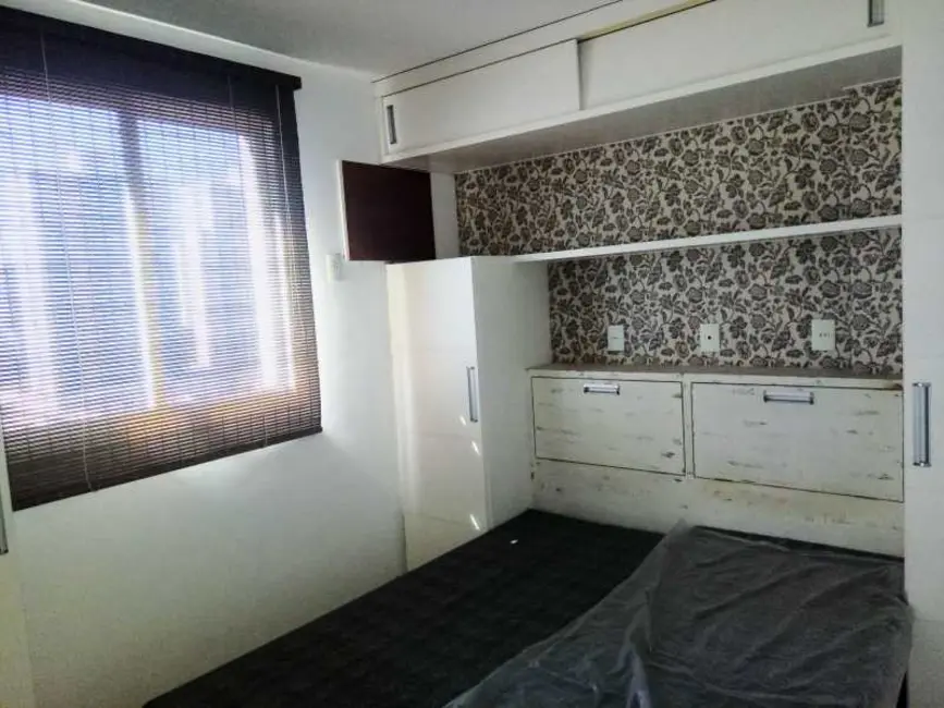 Foto 2 de Apartamento com 3 quartos à venda, 72m2 em Campos Dos Goytacazes - RJ