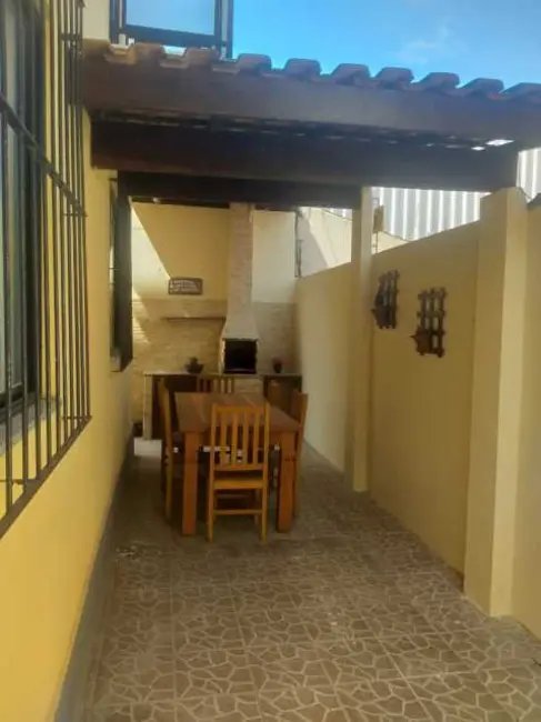 Apartamento com 3 quartos à venda em Campos Dos Goytacazes - RJ - imagem 1 Foto 1 de Apartamento com 3 quartos à venda em Campos Dos Goytacazes - RJ