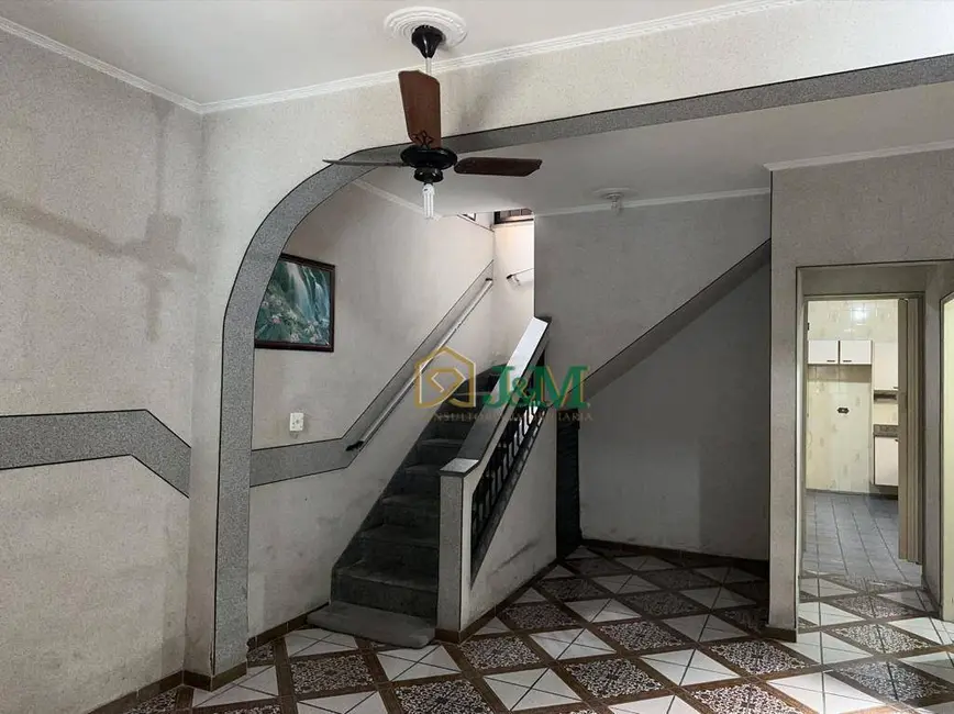 Sobrado com 3 quartos à venda, 243m2 em Ocian, Praia Grande - SP - imagem 9 Foto 9 de Sobrado com 3 quartos à venda, 243m2 em Ocian, Praia Grande - SP