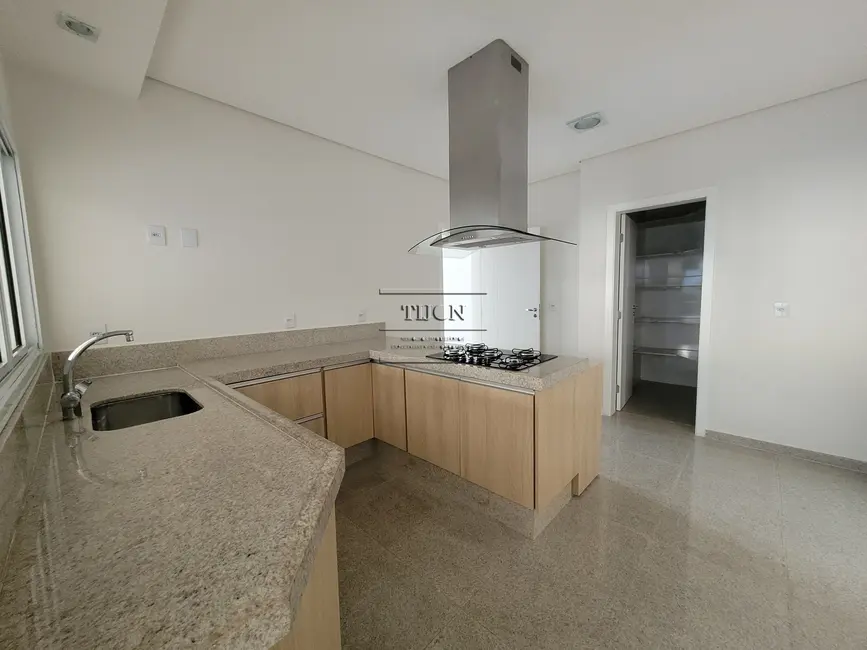Casa de Condomínio com 3 quartos à venda, 300m2 em Parque Residencial Villa dos Inglezes, Sorocaba - SP - imagem 3 Foto 3 de Casa de Condomínio com 3 quartos à venda, 300m2 em Parque Residencial Villa dos Inglezes, Sorocaba - SP