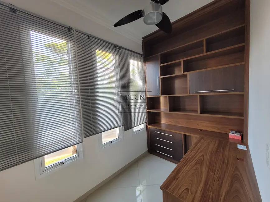 Casa de Condomínio com 3 quartos à venda, 300m2 em Parque Residencial Villa dos Inglezes, Sorocaba - SP - imagem 5 Foto 5 de Casa de Condomínio com 3 quartos à venda, 300m2 em Parque Residencial Villa dos Inglezes, Sorocaba - SP
