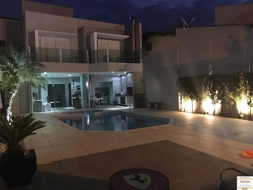 Casa com 3 quartos à venda, 160m2 em Jardim São Carlos, Sorocaba - SP - imagem 1 Foto 1 de Casa com 3 quartos à venda, 160m2 em Jardim São Carlos, Sorocaba - SP