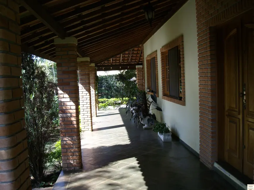 Foto 9 de Chácara com 3 quartos à venda e para alugar, 540m2 em Chácara Carolina, Itu - SP