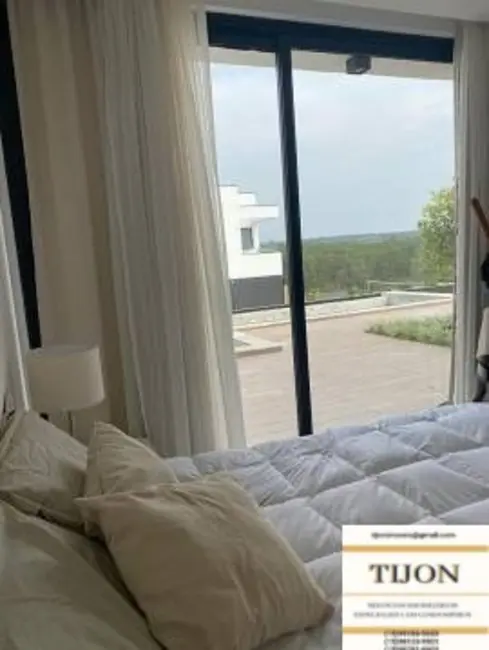 Foto 6 de Casa de Condomínio com 3 quartos à venda, 213m2 em Salto De Pirapora - SP