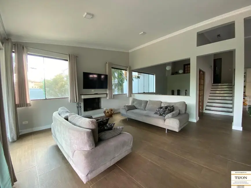 Foto 8 de Casa de Condomínio com 4 quartos à venda, 280m2 em Aracoiaba Da Serra - SP