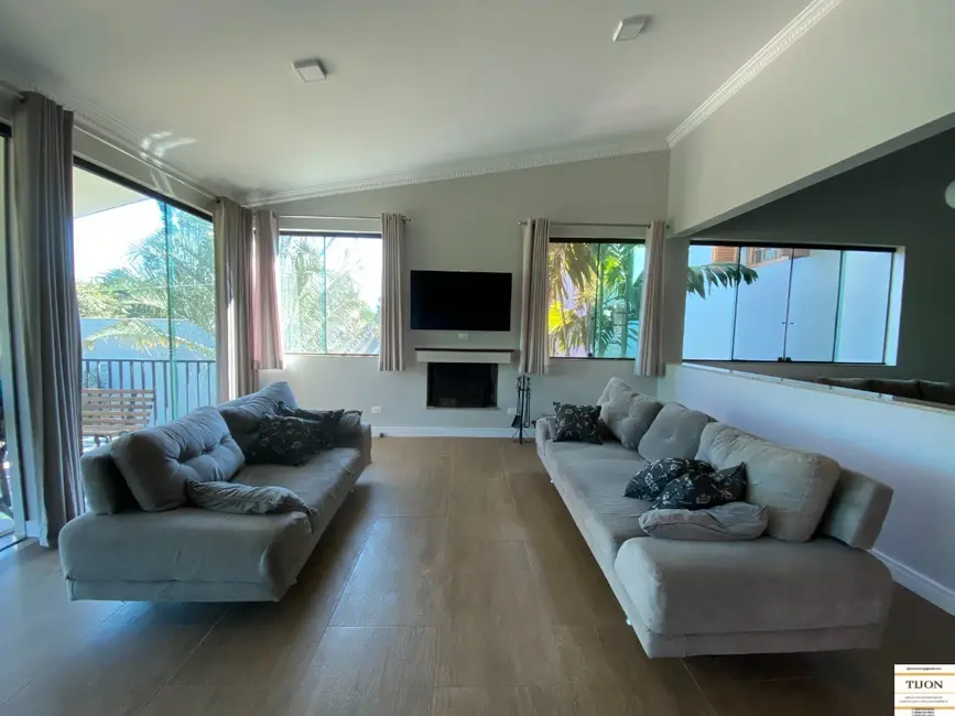 Foto 6 de Casa de Condomínio com 4 quartos à venda, 280m2 em Aracoiaba Da Serra - SP