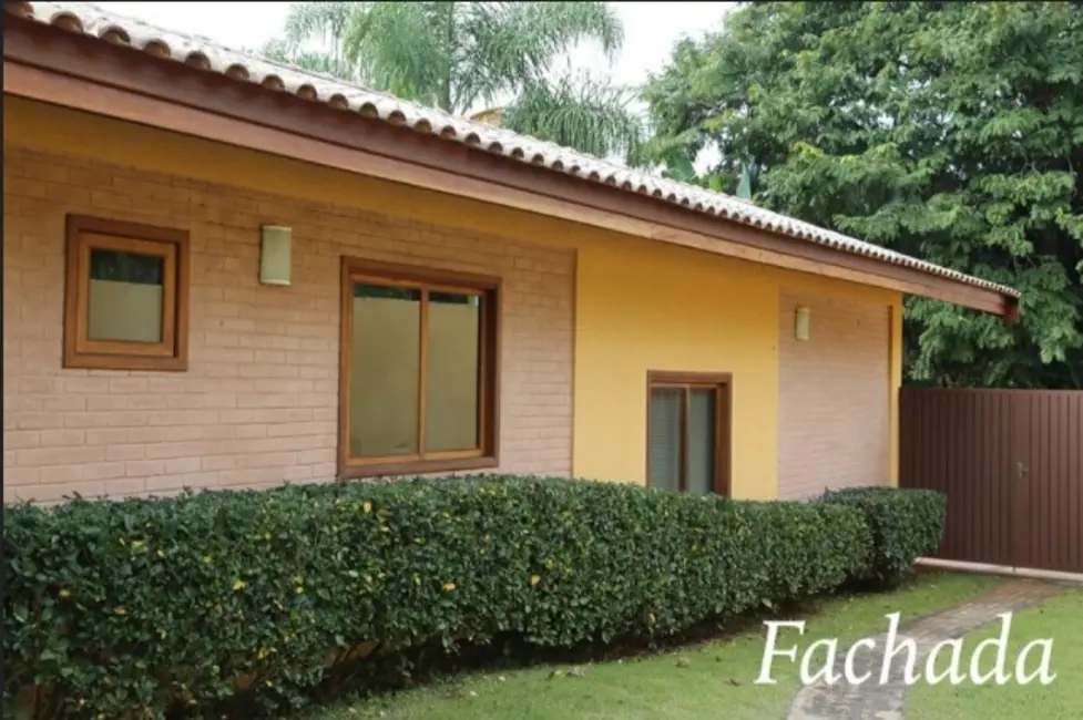 Casa de Condomínio com 3 quartos à venda, 550m2 em Sorocaba - SP - imagem 3 Foto 3 de Casa de Condomínio com 3 quartos à venda, 550m2 em Sorocaba - SP