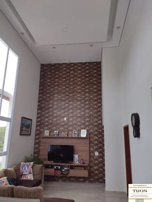 Foto 3 de Casa de Condomínio com 3 quartos à venda, 1024m2 em Salto De Pirapora - SP