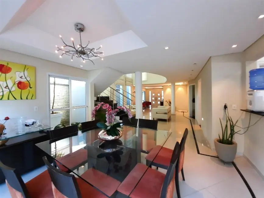 Casa de Condomínio com 4 quartos à venda, 347m2 em Parque Residencial Villa dos Inglezes, Sorocaba - SP - imagem 8 Foto 8 de Casa de Condomínio com 4 quartos à venda, 347m2 em Parque Residencial Villa dos Inglezes, Sorocaba - SP