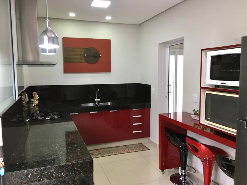 Casa de Condomínio com 3 quartos à venda, 300m2 em Jardim Residencial Mont Blanc, Sorocaba - SP - imagem 4 Foto 4 de Casa de Condomínio com 3 quartos à venda, 300m2 em Jardim Residencial Mont Blanc, Sorocaba - SP