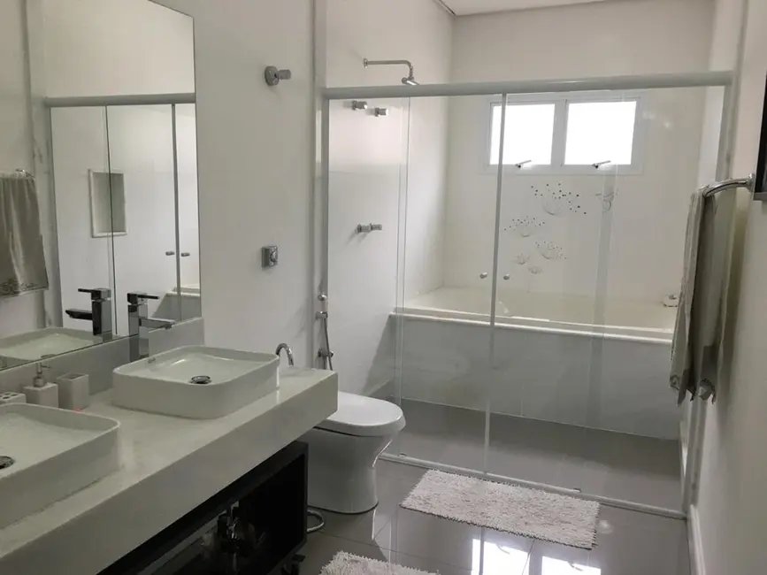 Casa de Condomínio com 3 quartos à venda, 300m2 em Jardim Residencial Mont Blanc, Sorocaba - SP - imagem 7 Foto 7 de Casa de Condomínio com 3 quartos à venda, 300m2 em Jardim Residencial Mont Blanc, Sorocaba - SP