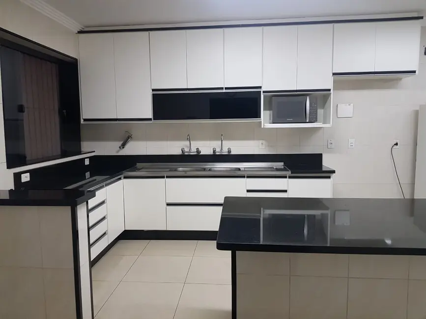 Casa com 6 quartos à venda, 430m2 em Jardim Santa Rosália, Sorocaba - SP - imagem 5 Foto 5 de Casa com 6 quartos à venda, 430m2 em Jardim Santa Rosália, Sorocaba - SP