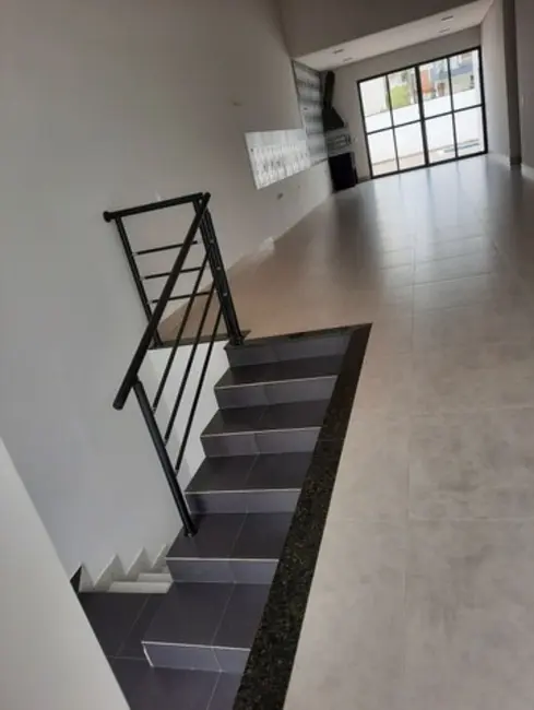 Casa de Condomínio com 3 quartos à venda, 300m2 em Jardim Portal da Primavera, Sorocaba - SP - imagem 3 Foto 3 de Casa de Condomínio com 3 quartos à venda, 300m2 em Jardim Portal da Primavera, Sorocaba - SP
