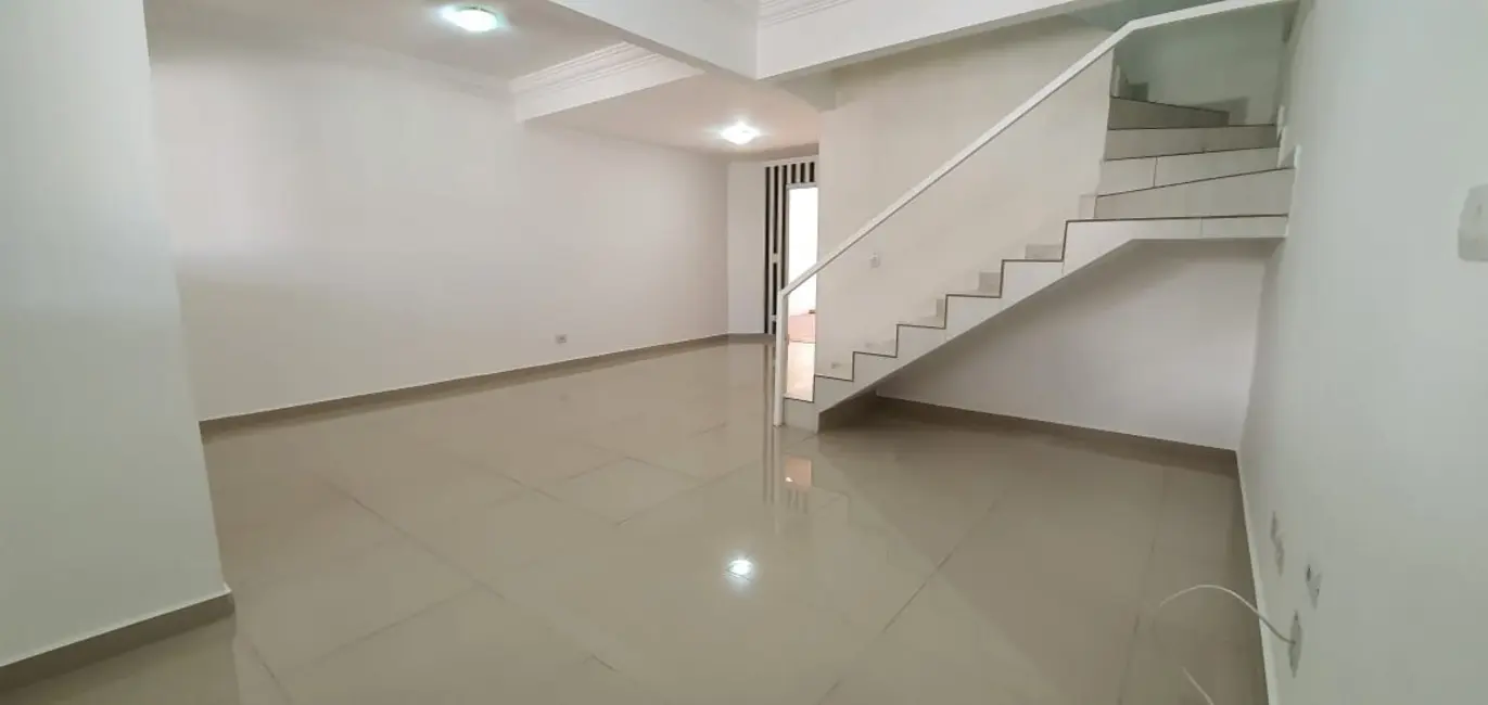 Casa de Condomínio com 3 quartos à venda, 156m2 em Sorocaba - SP - imagem 4 Foto 4 de Casa de Condomínio com 3 quartos à venda, 156m2 em Sorocaba - SP