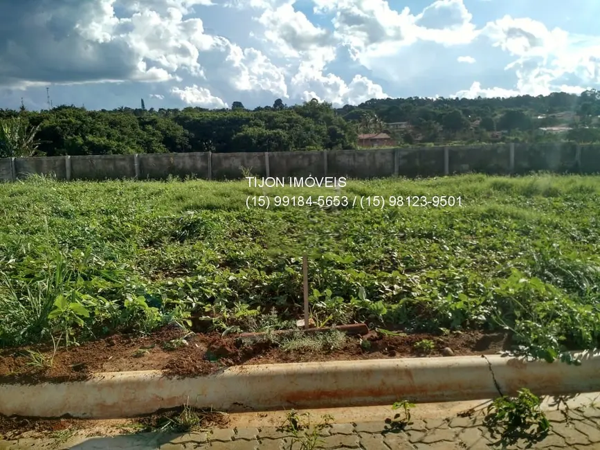 Foto 1 de Terreno / Lote à venda, 250m2 em Aracoiaba Da Serra - SP