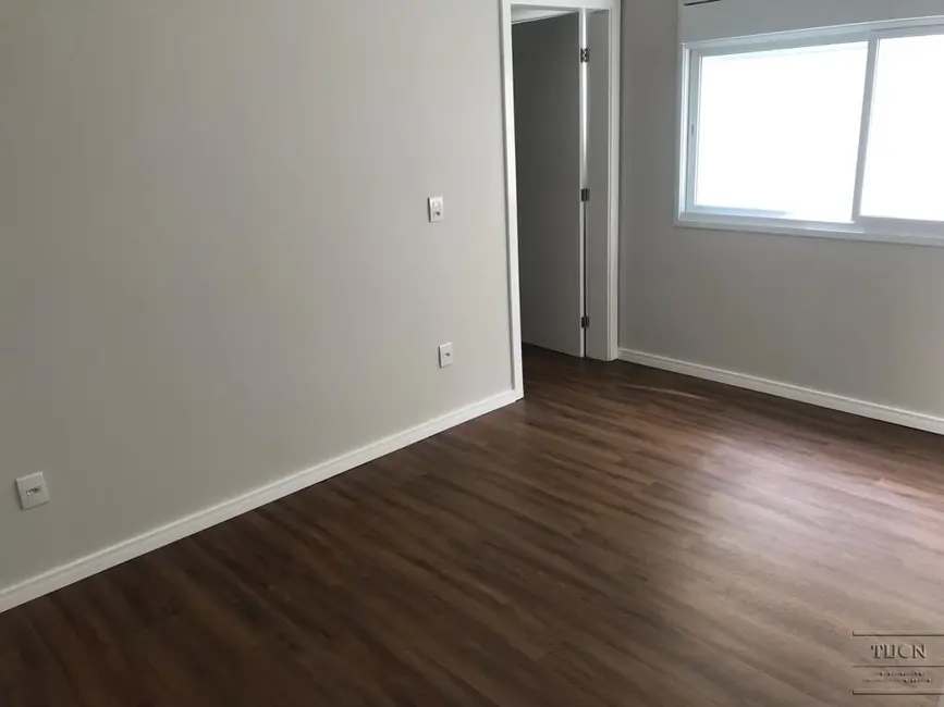 Casa de Condomínio com 3 quartos à venda, 175m2 em Jardim Residencial Chácara Ondina, Sorocaba - SP - imagem 8 Foto 8 de Casa de Condomínio com 3 quartos à venda, 175m2 em Jardim Residencial Chácara Ondina, Sorocaba - SP