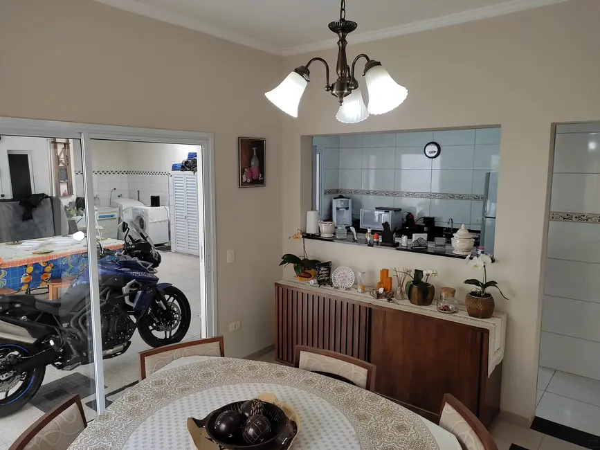 Foto 6 de Casa de Condomínio com 3 quartos à venda, 248m2 em Aracoiaba Da Serra - SP