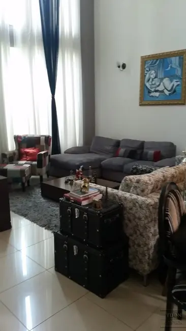 Casa de Condomínio com 4 quartos à venda, 340m2 em Jardim Residencial Tivoli Park, Sorocaba - SP - imagem 5 Foto 5 de Casa de Condomínio com 4 quartos à venda, 340m2 em Jardim Residencial Tivoli Park, Sorocaba - SP