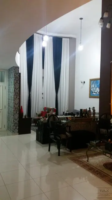 Casa de Condomínio com 4 quartos à venda, 340m2 em Jardim Residencial Tivoli Park, Sorocaba - SP - imagem 4 Foto 4 de Casa de Condomínio com 4 quartos à venda, 340m2 em Jardim Residencial Tivoli Park, Sorocaba - SP