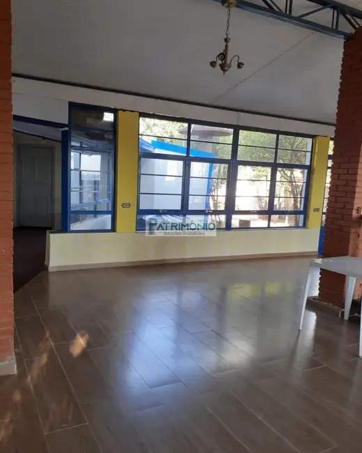 Foto 3 de Casa com 2 quartos à venda, 244m2 em Jaguariuna - SP