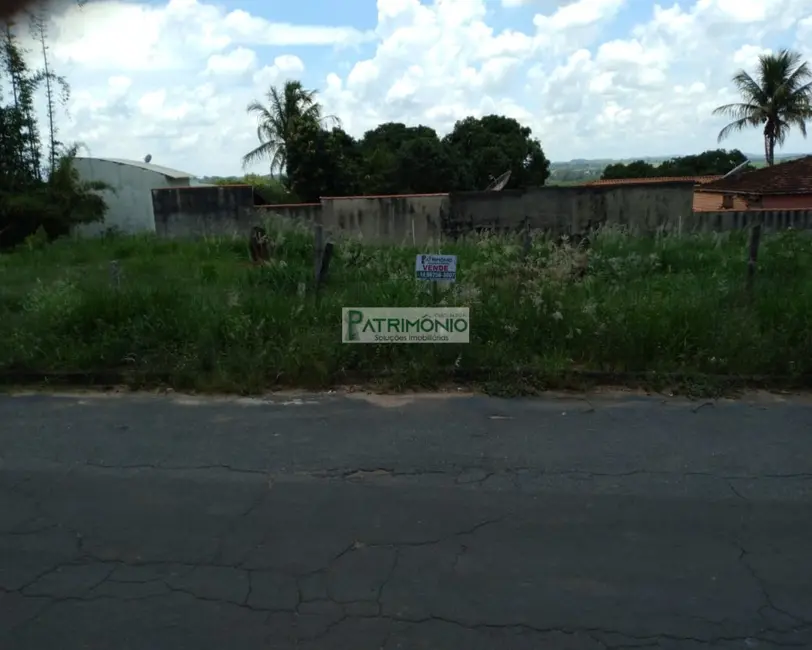 Foto 3 de Terreno / Lote à venda, 526m2 em Jaguariuna - SP