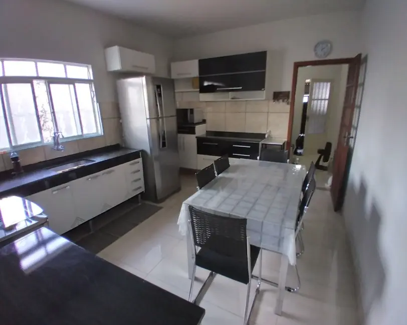 Foto 9 de Casa com 3 quartos à venda, 155m2 em Jaguariuna - SP