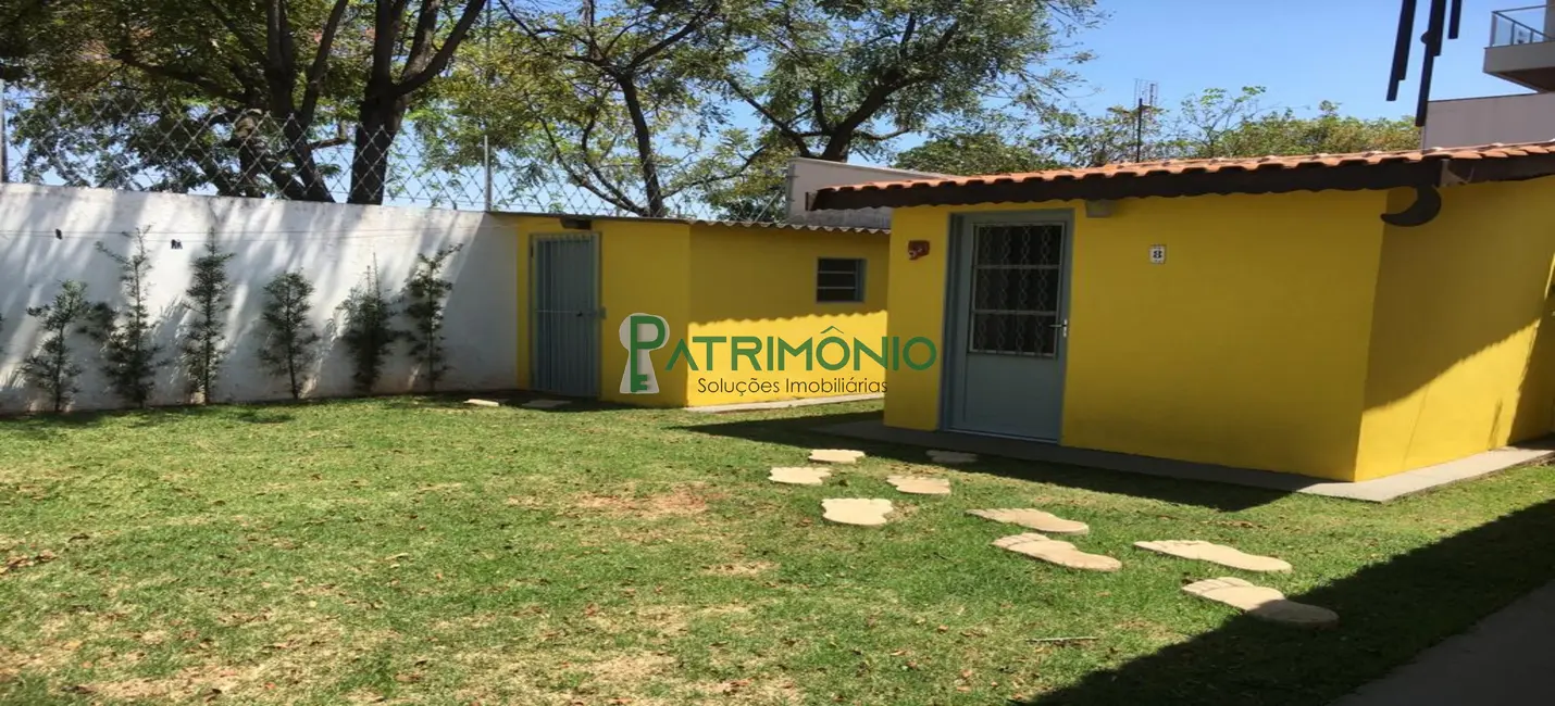 Foto 2 de Casa com 2 quartos à venda, 95m2 em Jaguariuna - SP