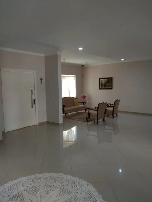 Foto 2 de Casa de Condomínio com 3 quartos à venda, 484m2 em Jaguariuna - SP