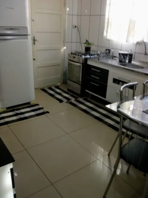 Foto 2 de Casa com 2 quartos à venda, 70m2 em Jaguariuna - SP