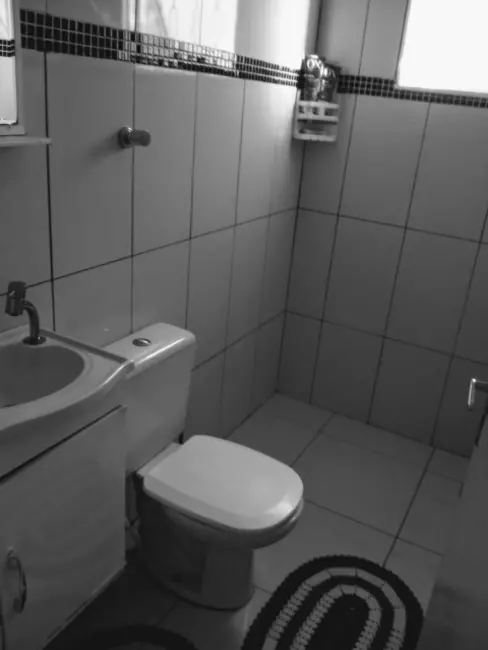 Foto 3 de Casa com 2 quartos à venda, 70m2 em Jaguariuna - SP