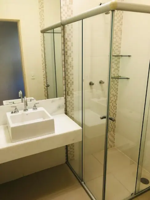 Foto 9 de Casa com 3 quartos à venda, 324m2 em Jaguariuna - SP