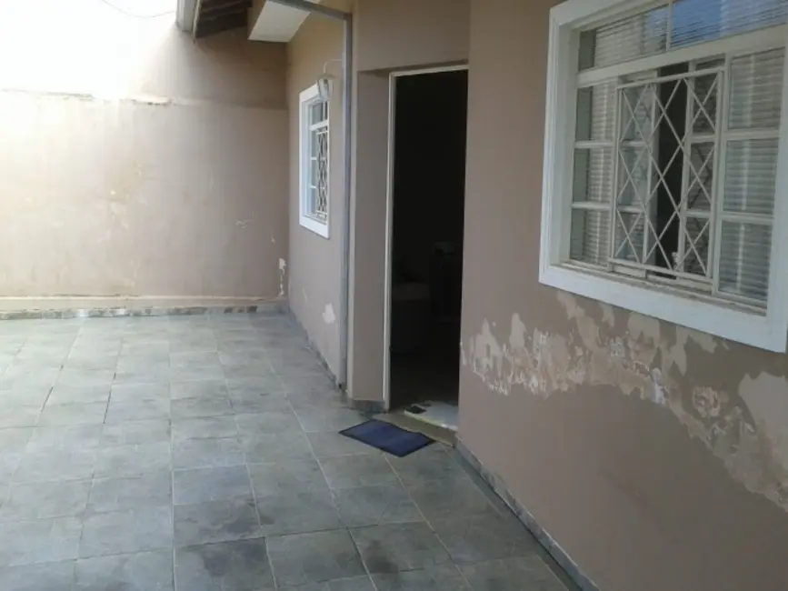Foto 2 de Casa com 3 quartos à venda, 109m2 em Jaguariuna - SP