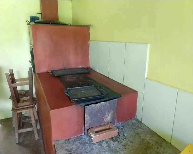 Foto 5 de Sítio / Rancho com 3 quartos à venda, 150m2 em Vila Mariana, Mococa - SP