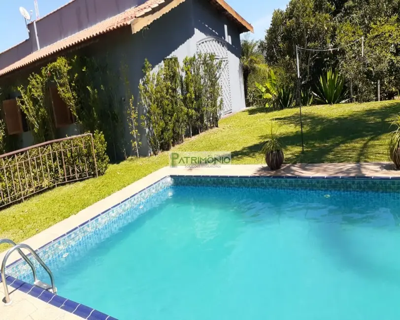 Foto 6 de Chácara com 5 quartos à venda, 360m2 em Lindoia - SP