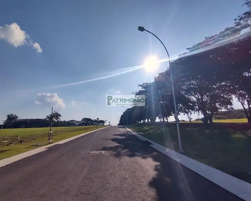 Foto 3 de Terreno / Lote à venda, 582m2 em Jaguariuna - SP