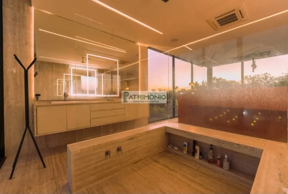 Foto 9 de Casa de Condomínio com 4 quartos à venda e para alugar, 470m2 em Jaguariuna - SP