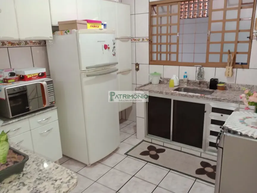 Foto 8 de Casa com 2 quartos à venda, 260m2 em Jaguariuna - SP