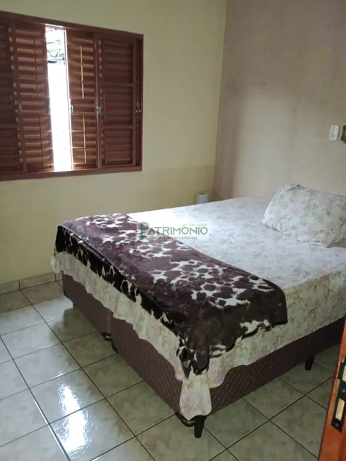 Foto 5 de Casa com 2 quartos à venda, 260m2 em Jaguariuna - SP