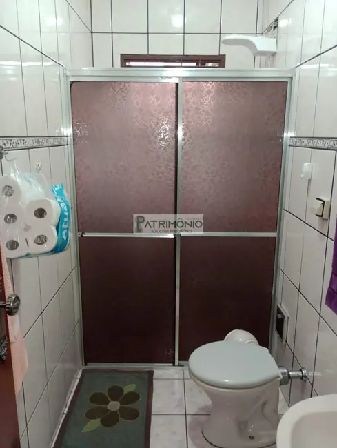 Foto 3 de Casa com 2 quartos à venda, 260m2 em Jaguariuna - SP