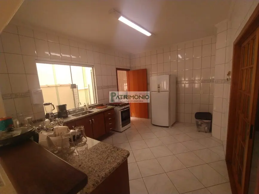 Foto 3 de Casa com 3 quartos à venda, 109m2 em Jaguariuna - SP