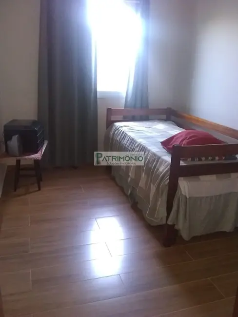 Foto 4 de Casa de Condomínio com 3 quartos à venda, 110m2 em Jaguariuna - SP