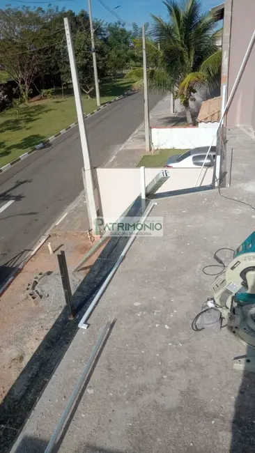 Foto 3 de Casa de Condomínio com 3 quartos à venda, 160m2 em Jaguariuna - SP