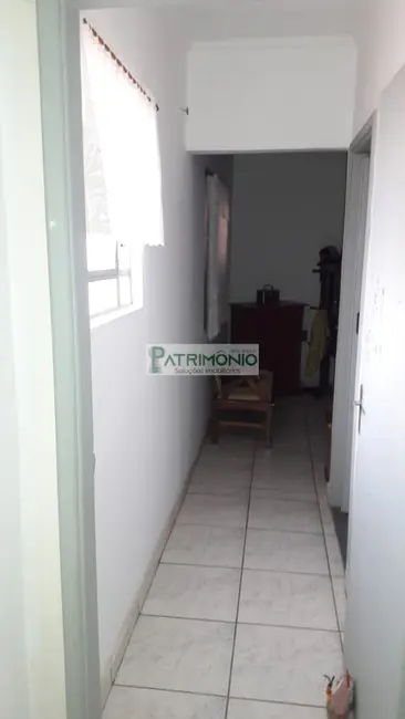 Foto 7 de Casa com 4 quartos à venda, 225m2 em Jaguariuna - SP