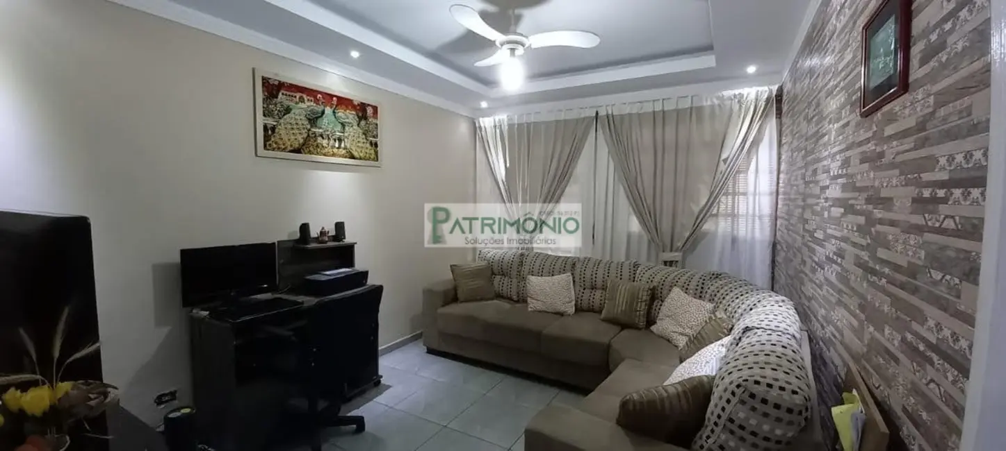 Foto 4 de Casa com 2 quartos à venda, 141m2 em Jaguariuna - SP