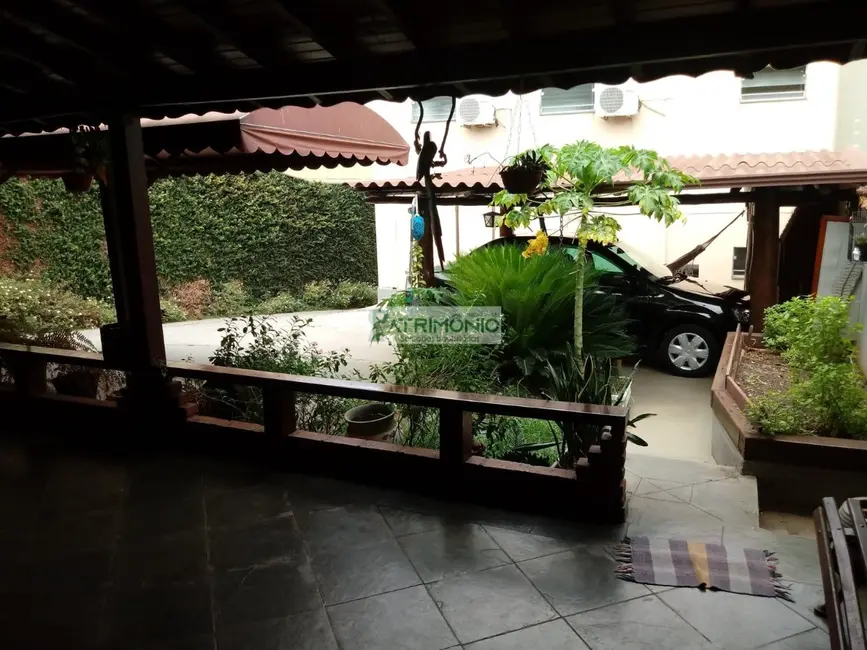 Foto 4 de Casa com 4 quartos à venda, 331m2 em Jaguariuna - SP