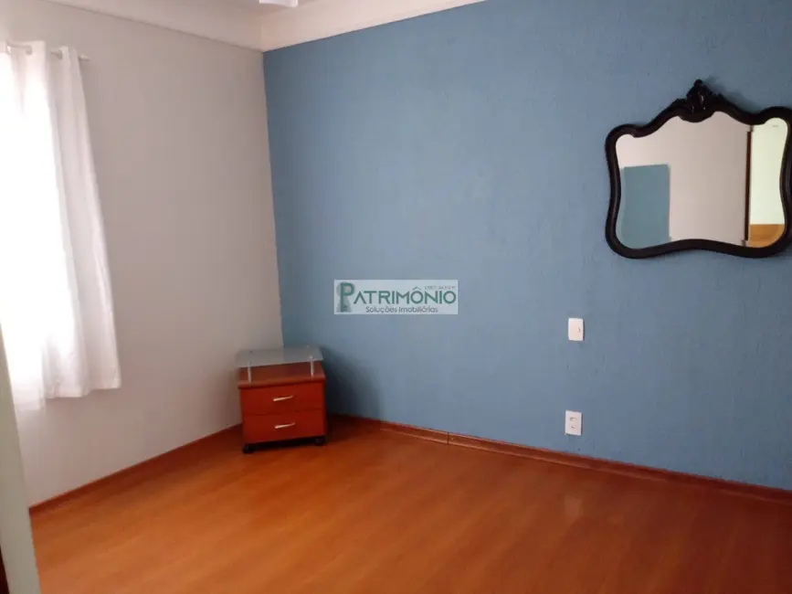 Foto 6 de Casa com 4 quartos à venda, 331m2 em Jaguariuna - SP