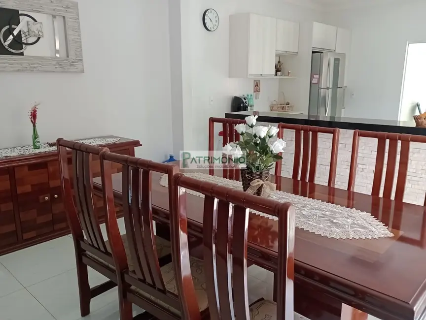 Foto 3 de Casa com 3 quartos à venda, 350m2 em Jaguariuna - SP